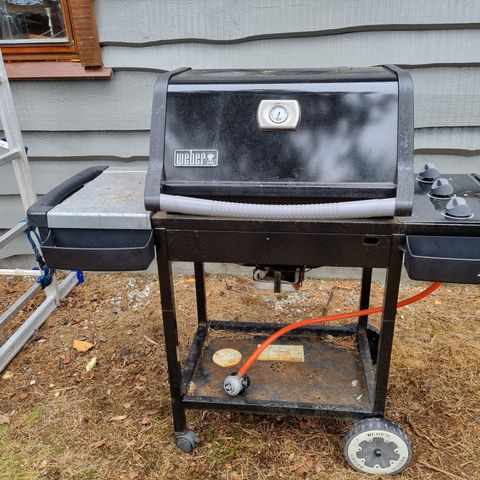 Gir bort weber grill!