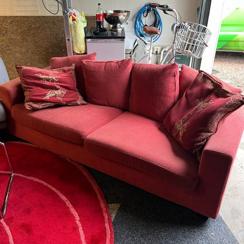 Rød sofa