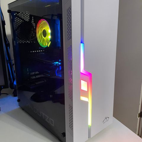 Kraftig Gaming Pc (mye pc for pengene)