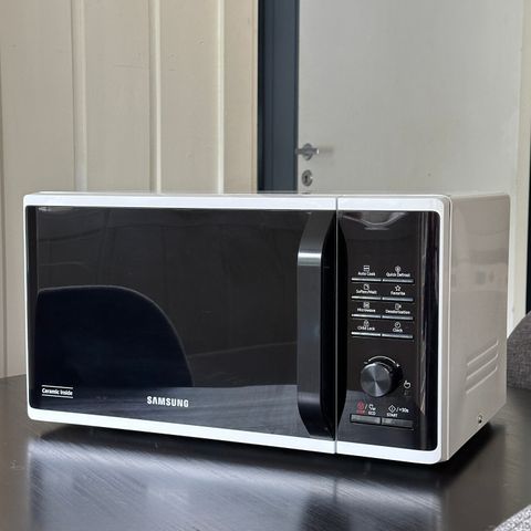 Mikrobølgeovn Samsung MS23K3515AW (still 3 months warranty)