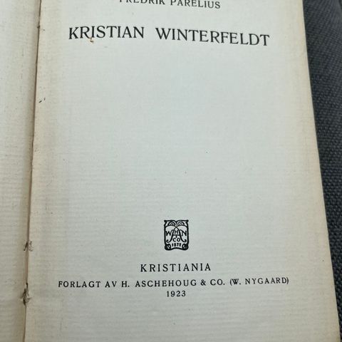 Fredrik Parelius, Kristian Winterfeldt 1923