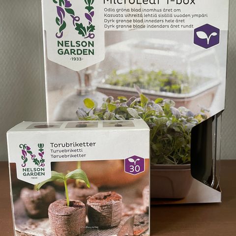 Uåpnet Nelson Garden Micro Leaf 1-box og torvbriketter