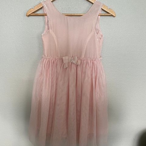 Ny kjole fra HM  Str: 140