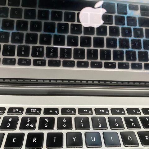 MacBook pro 15