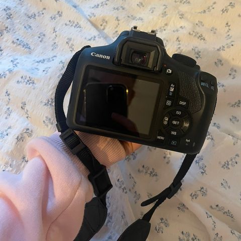 Canon EOS 1300D