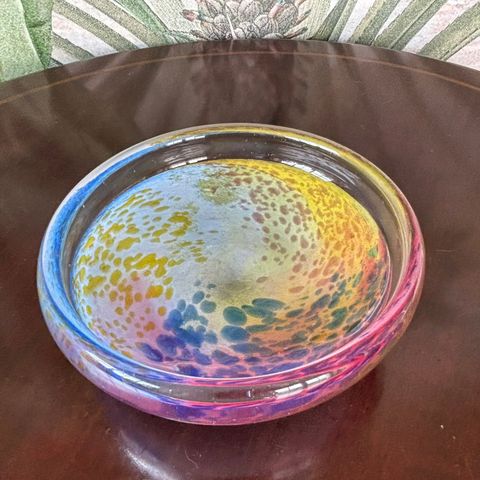 Kunstglass skål