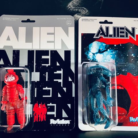 Super7 Reaction Alien Bill Gold 1979 Poster Concept figurer.