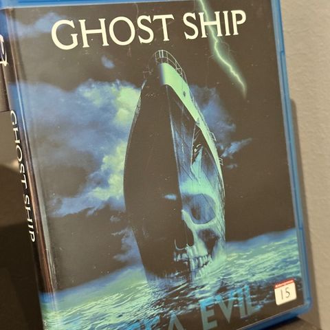 Ghost ship (Norsk tekst)