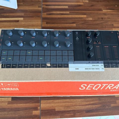 Yamaha Seqtrak (Sort)