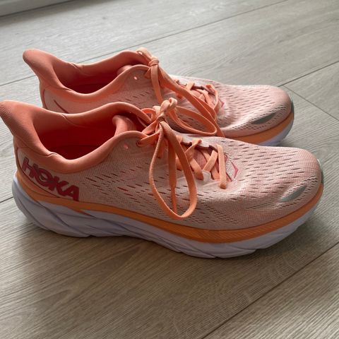 Hoka Clifton 8 str 40 - Rosa/aprikos