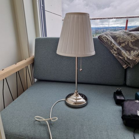 Lampe fra Ikea, Årstid