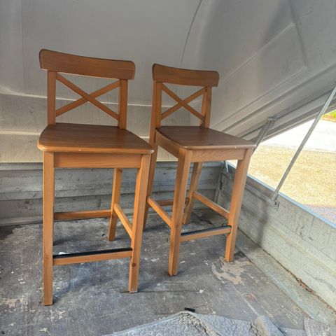 To Nordviken barstoler i tre fra Ikea.