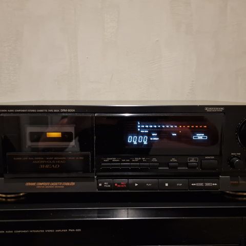 Vintage Denon 3 hoder kasettspiller selges.