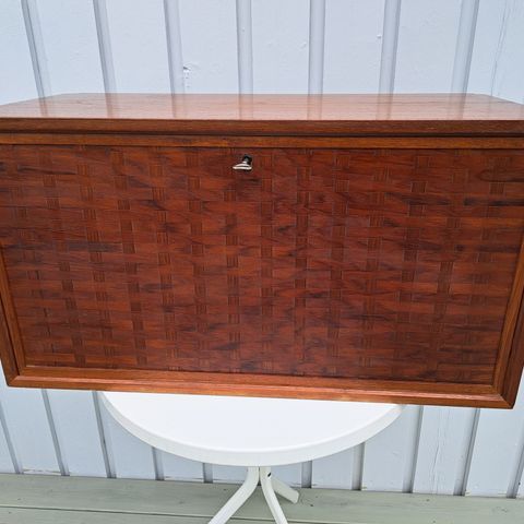 Vintage teak skap til Royal System reol.