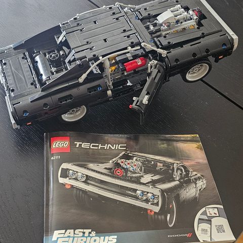 Lego Technic - 42111 - Dom's Dodge Charger