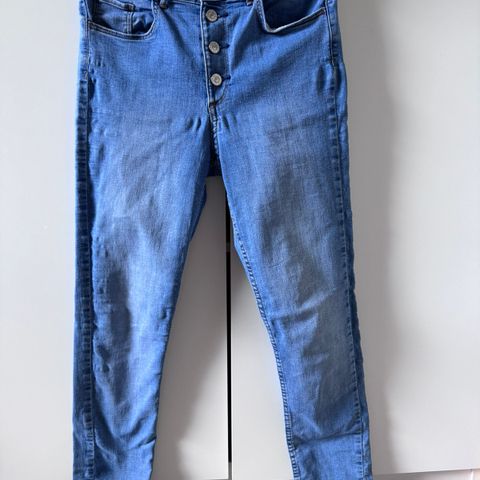 High waist jeans fra H&M str M