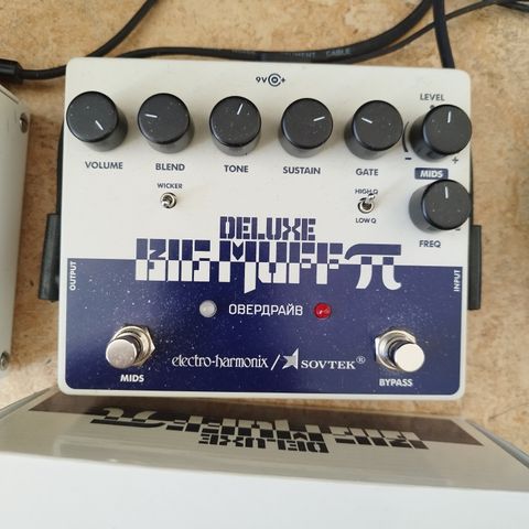 Ehx/Sovtek Big muff deluxe fuzz