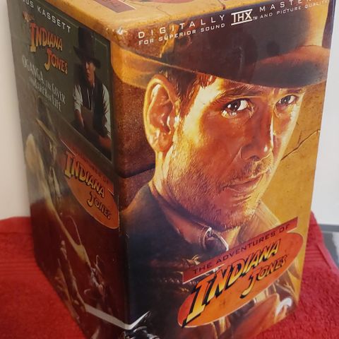 Sjelden Indiana Jones VHS-boks: "The adventures of Indiana Jones"