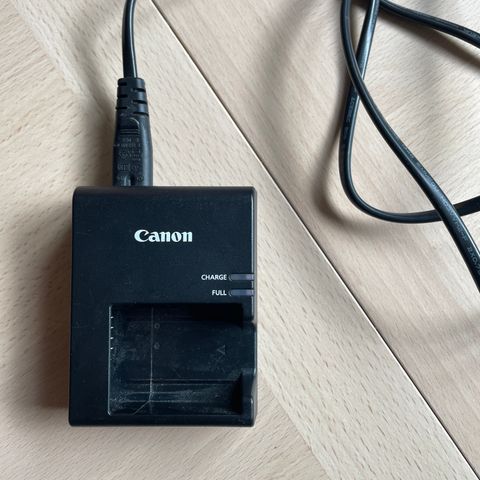 Canon lader