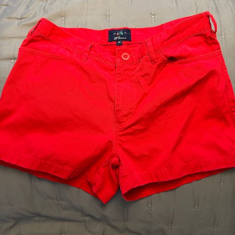Jean Paul røde shorts