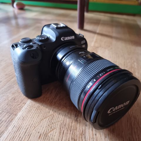 Canon R6 med linser EF linser