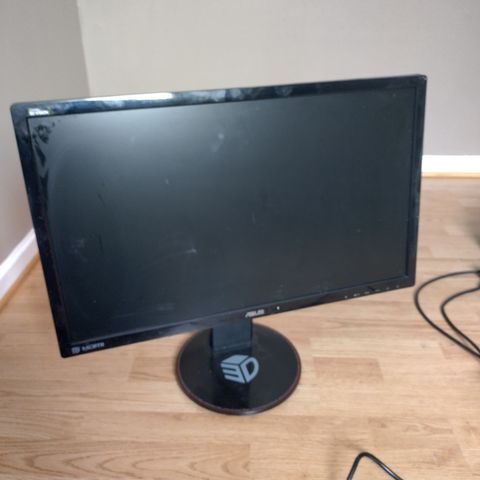 Asus Gaming skjerm 24"