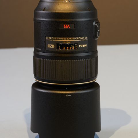 Nikon 105mm AF-S 1:2.8G Micro VR