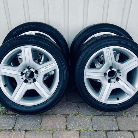 Sommerhjul til Mercedes Benz   245/45/R17 | AMG Felger