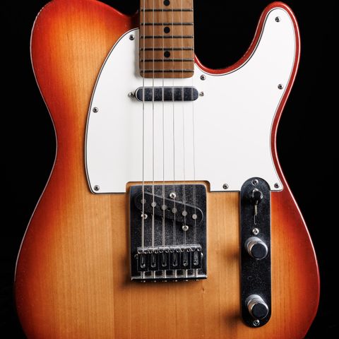 Fender LTD Player Telecaster Roasted Maple (Sienna Sunburst)