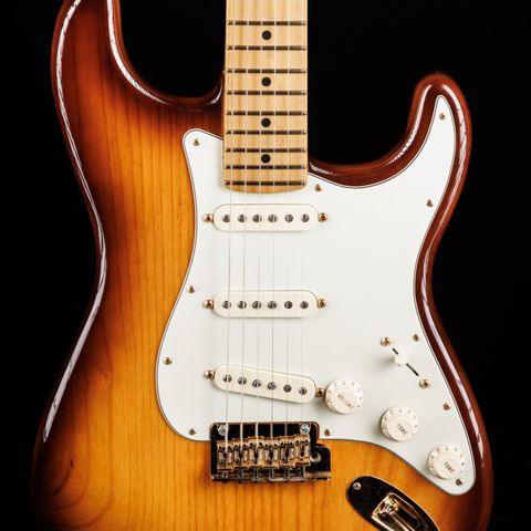 Fender 75th Anniversary Stratocaster (Bourbon Burst)