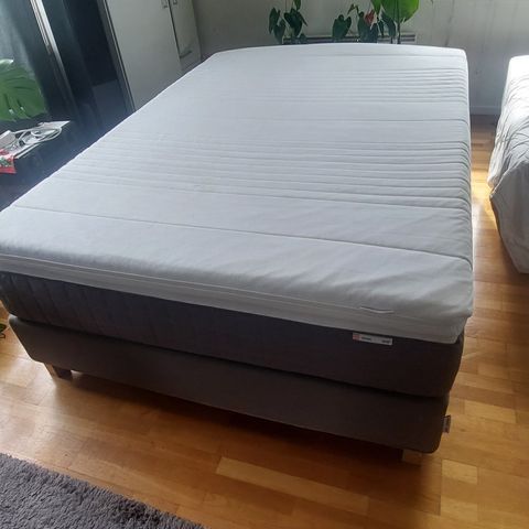 Seng fra  IKEA 140X200