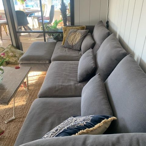 Stor og fin sofa selges