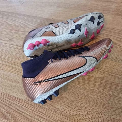 Fotballsko 44 Nike Mercuial Superfly