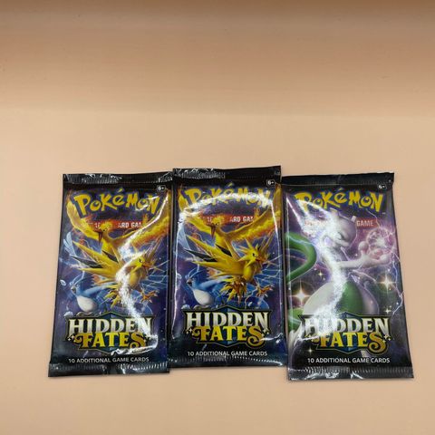 Pokemon Hidden Fates Boster Packs