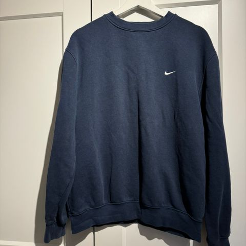 Nike sweater