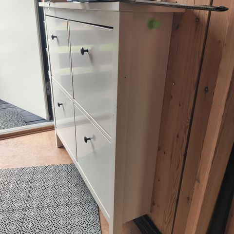 Hemnes skoskap