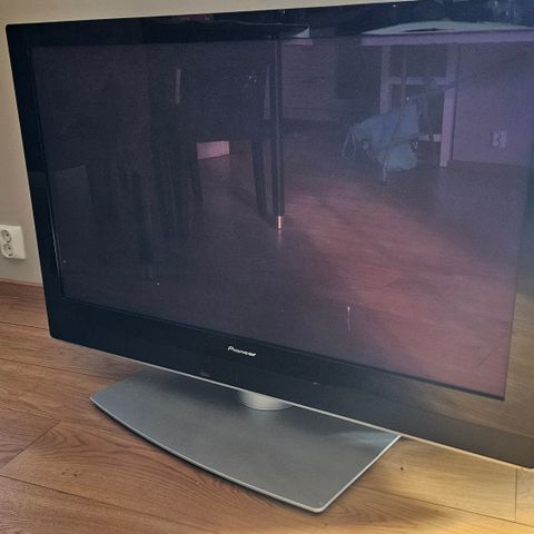 Pioneer plasma tv