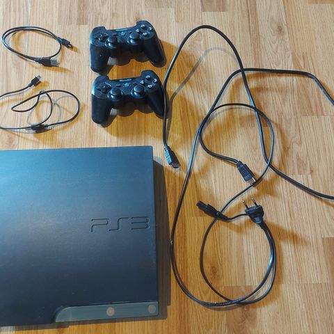 Playstation 3 med spill og tilbehør