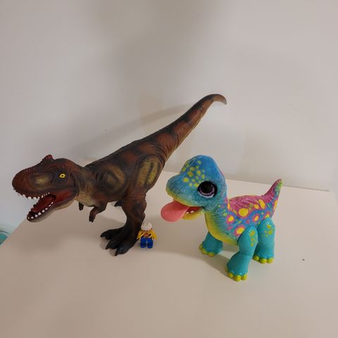 2 dinosaurer samlet