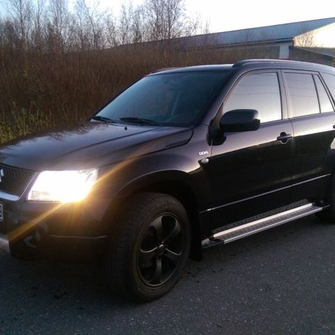 Suzuki Grand Vitara II 2006 deler