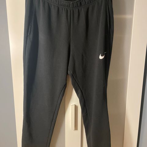 Nike joggebukse str.XL