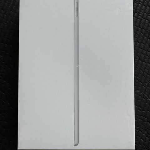 Ny Ipad 9. gen 64 GB. WiFi + 4G