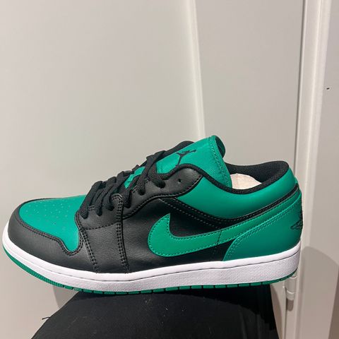 Air Jordan 1 Low, Lucky green