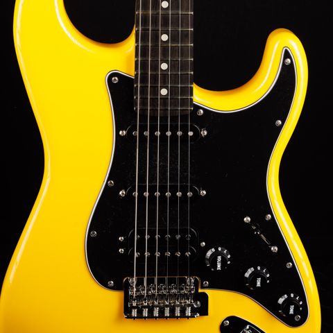 Fender FSR Player Strat HSS (Ferrari Yellow) - limited edition strat