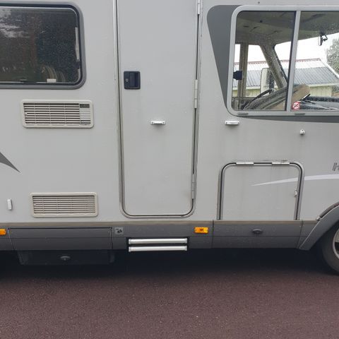 Dørlåssystem til 2004 mod. Hymer bobil B-514