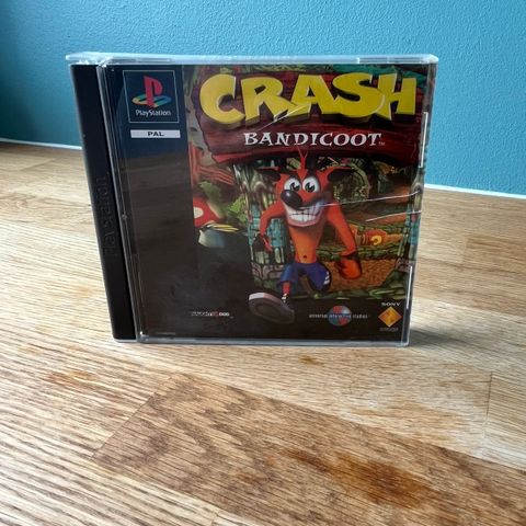 Crash Bandicoot PS1 til salgs