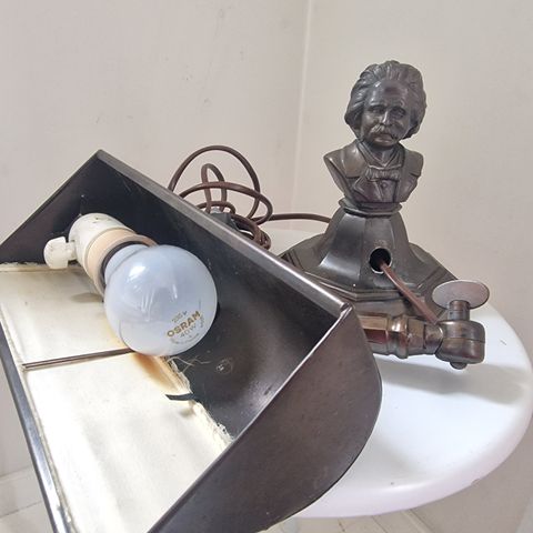 Vintage Piano lampe med Edvard Grieg Statue