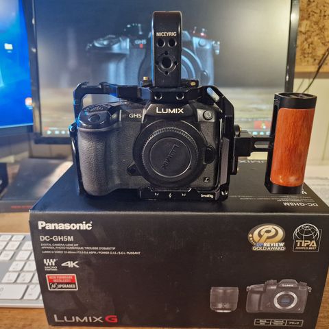 Panasonic GH5 kamera selges