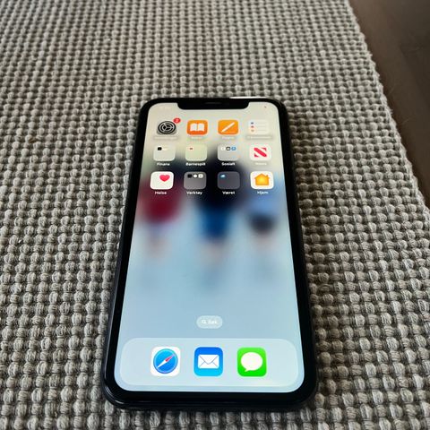 iPhone 11 64GB