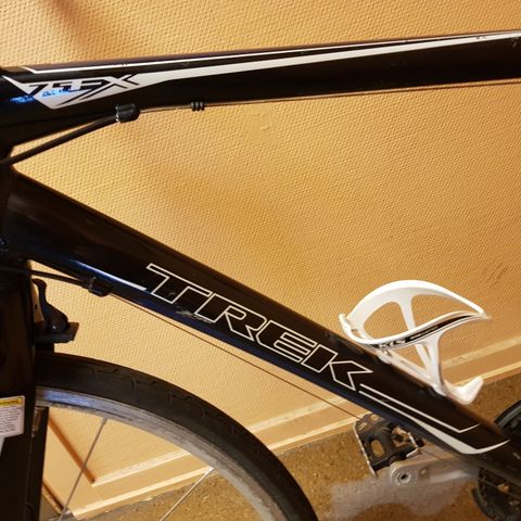 7.5 FX - TREK  Bike